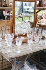 日本の休日の骨董市にて見つけた珍しい掘り出し物