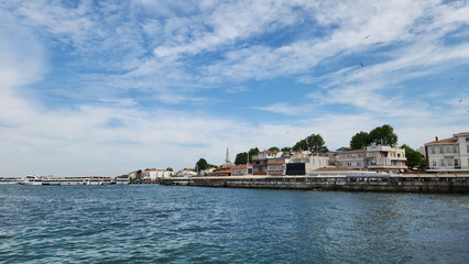 Fototapeta premium The ferryboats terminal of Buyukada in Istanbul