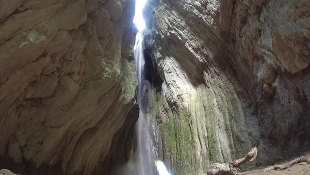 video cascata