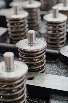 Cylinder head of an internal combustion engine with the cover removed
