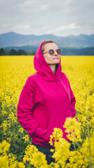 Fototapeta premium Pola rzepakowe na Słowacji 