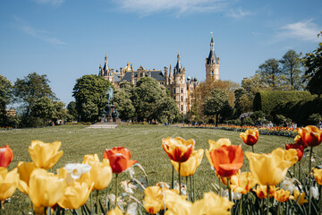 Zamek w Schwerinie, Niemcy © neskama