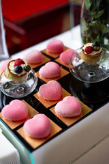 Chafing dish comes from the French word chauffer, which means to make warm. As such, chafing dishes use gentle, indirect heat to keep their contents warm in a large and shallow pan. 