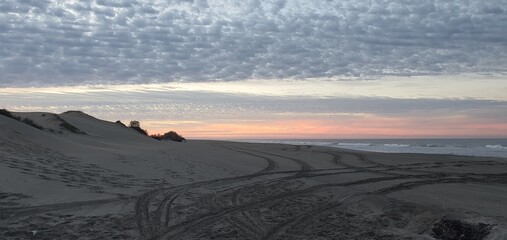 Beach Evening with Tire Tracks and Clouds © Conoce mi México