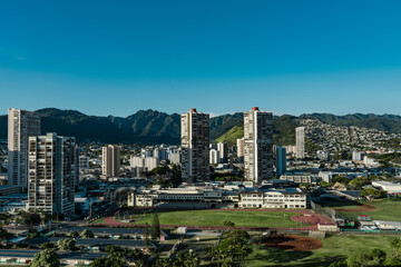 Fototapeta premium ‘Iolani School, Koʻolau Range is a name given to the dormant fragmented remnant of the eastern or windward shield volcano of the Hawaiian island of Oʻahu.
