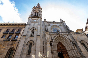 Fototapeta premium Low angle view of Santiago Cathedral, Roman Catholic church Bilbao, Basque country.