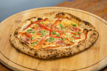 Traditional artisanal pizza with long-maturing dough