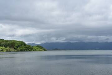 福島県の名所　猪苗代湖　周辺の風景