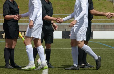 présentation des joueurs au match de football © ALAIN VERMEULEN