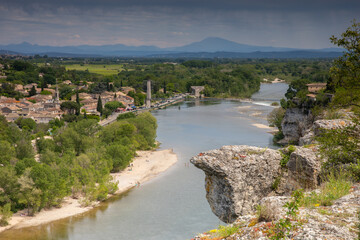 Fototapeta premium La petite ville de Saint-Martin-d'Ardèche en France