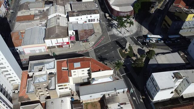 Campinas SP Brasil, imagens aereas da regi&atilde;o central da cidade incluindo o terminal central e a esta&ccedil;&atilde;o de trem hist&oacute;rica