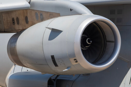 Motor de avi&oacute;n de transporte, reactor