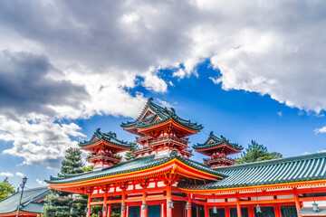 Fototapeta premium Colorful Red Blue Dragon Tower Heian Shinto Shrine Kyoto Japan