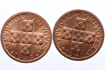 Two portuguese bronze coins minted to Timor