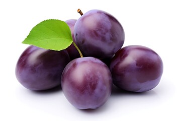 Fototapeta premium Plums isolated on white background