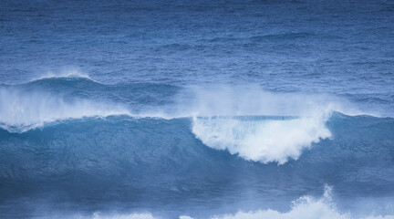 extreme waves in north madeira