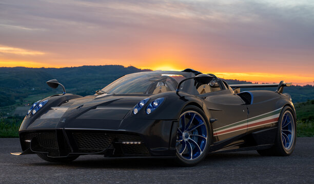 Pagani Huayra Tricolore is 840-horsepower tribute to Italian pilots