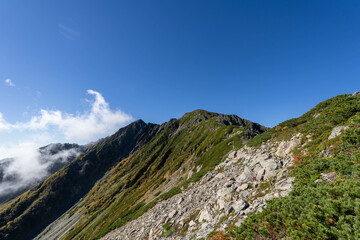 北岳山荘から間ノ岳