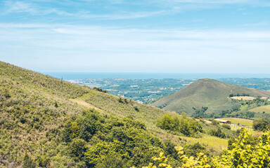 Train de la Rhune is an authentic almost century-old collectible cogwheel train taking you to the most legendary summit of the Basque Country, a magnificent panorama of the Coast & the Basque Country