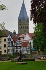 Fototapeta premium church in the middle of town of soest 