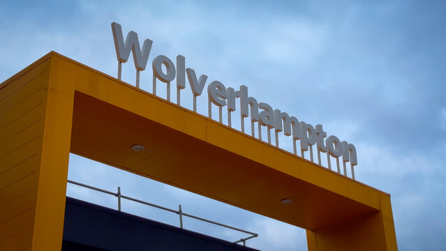 รูปภาพWolverhampton – เลือกดูภาพถ่ายสต็อก เวกเตอร์ และวิดีโอ1,119 ...