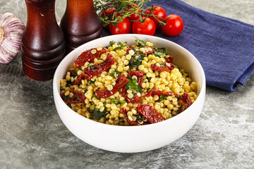 Vegetarian Pasta ptitim with vegetables