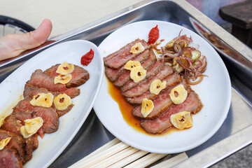 お手製のローストビーフ。
Handmade roast beef.
南伊豆の民宿の美味しい晩ごはん。

日本国静岡県伊豆半島賀茂郡南伊豆町中木から渡し船で渡るヒリゾ浜にて。
2022年9月水中撮影。
