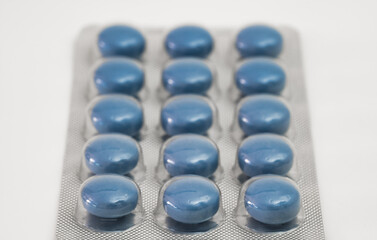 Blaue Pillen