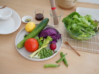 Fresh salad noodle