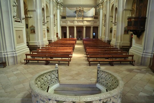 Vasto - Chiesa di Santa Maria Maggiore dall'altare