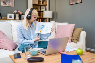 Online presentation and business education. Winner career mindset freelance finance and economy...