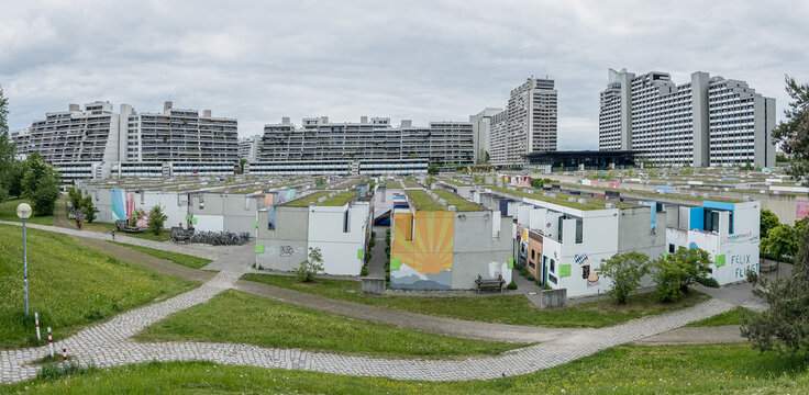 Munchen 2024. Citiscapes, parks and Architecture. OlyDorf Bungalows.