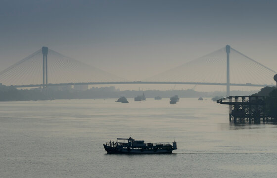 Vidyasagar Setu Bridge (Second Hooghly Bridge) over the Hooghly River, Kolkata, West Bengal, India