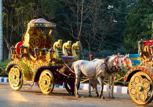 Horse drawn carriages and Maidan, Kolkata, West Bengal, India