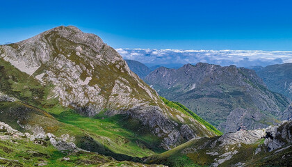 La Franca peak, 1933m, Sierra del Robezu, Somiedo Natural Park, Asturias, Spain