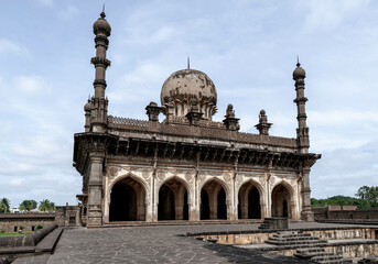 Obraz premium Tomb of Ibrahim Rauza in Bijapur, also called Ali Rauza. India.