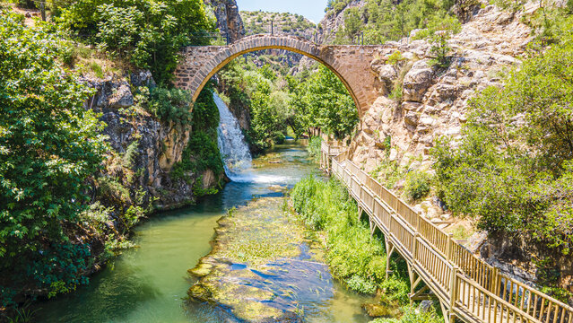 Clandras K&ouml;pr&uuml;s&uuml;  is an ancient bridge in Turkey, the one arch bridge was constructed during the Phrygian era of Anatolia. Arch structures were introduced during  the Roman period in Uşak.