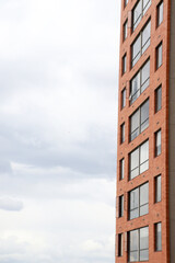 Fototapeta premium Edificio con cielo al fondo