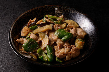 ナスとピーマンと豚肉の味噌炒め