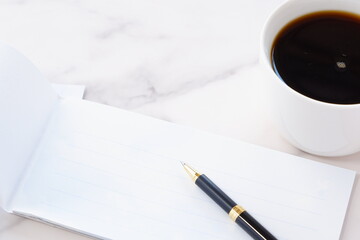 コーヒーを飲みながら、一筆箋で手紙を書こう
