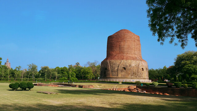 Sarnath Stupa in Varanasi, Buddhist Pilgrimage Centre 