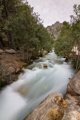 Obraz premium Beautiful view of the river and waterfalls in the fountains of 