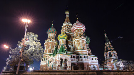 Obraz premium Back side of St. Basils cathedral timelapse hyperlapse in Moscow, Russia