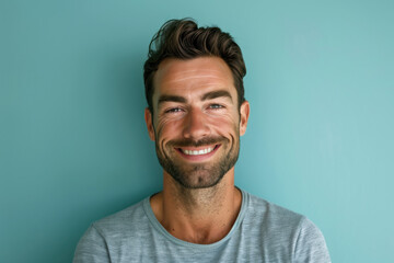 Obraz premium A close up portrait of a young man with a subtle smile