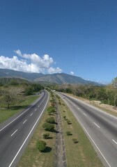 Las vias de comunicacion muy importantes para el desarrollo de un Pais.