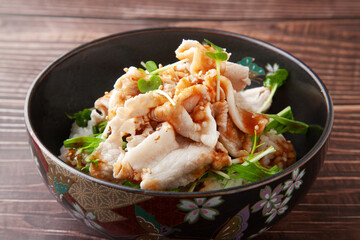 冷しゃぶ丼