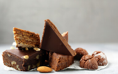 chocolate pecan cake, brownie dessert