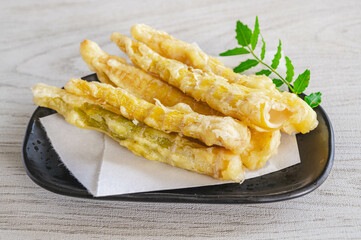 姫たけのこの天ぷら