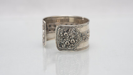 Beautiful handmade jewelry, Luxury jewelry for ladies 