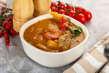 Yellow Thai curry with beef